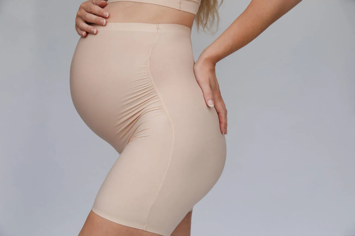 ByeBra Besiūliai aukšto juosmens šortukai nėščiosioms MATERNITY SHORT BEIGE